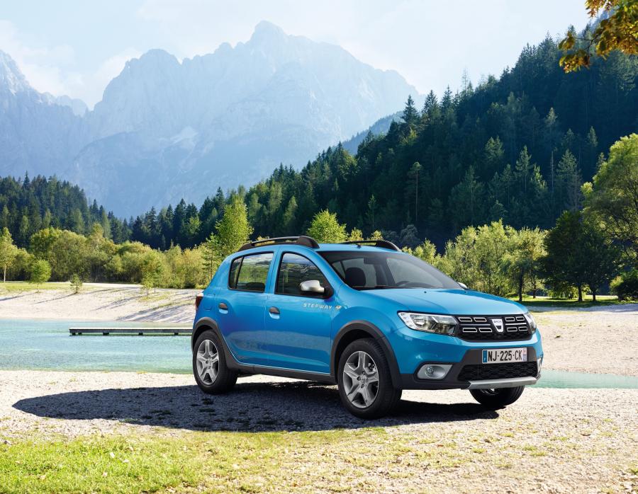  Dacia Sandero Stepway 2016 года  (фото 19 из 46)